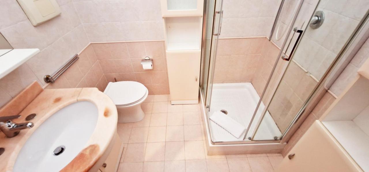 Ancora Apartment Quartu SantʼElena Dış mekan fotoğraf